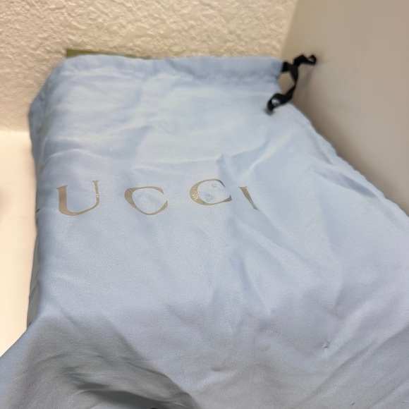 Gucci Aguru Flashtreck sandals - Picture 11 of 11